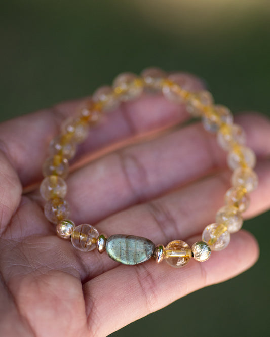 Rutilated Quartz and Labradorite Beaded Bracelet